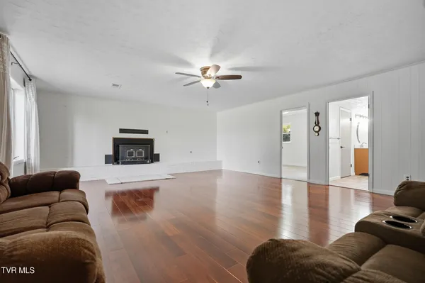 $399,999 | 6140 Hodges Street, Wise, VA 24293