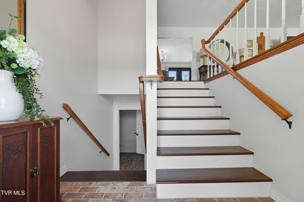 $399,999 | 6140 Hodges Street, Wise, VA 24293