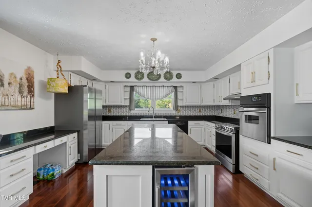 $409,999 | 6140 Hodges Street, Wise, VA 24293