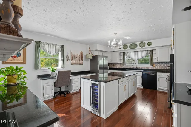 $409,999 | 6140 Hodges Street, Wise, VA 24293