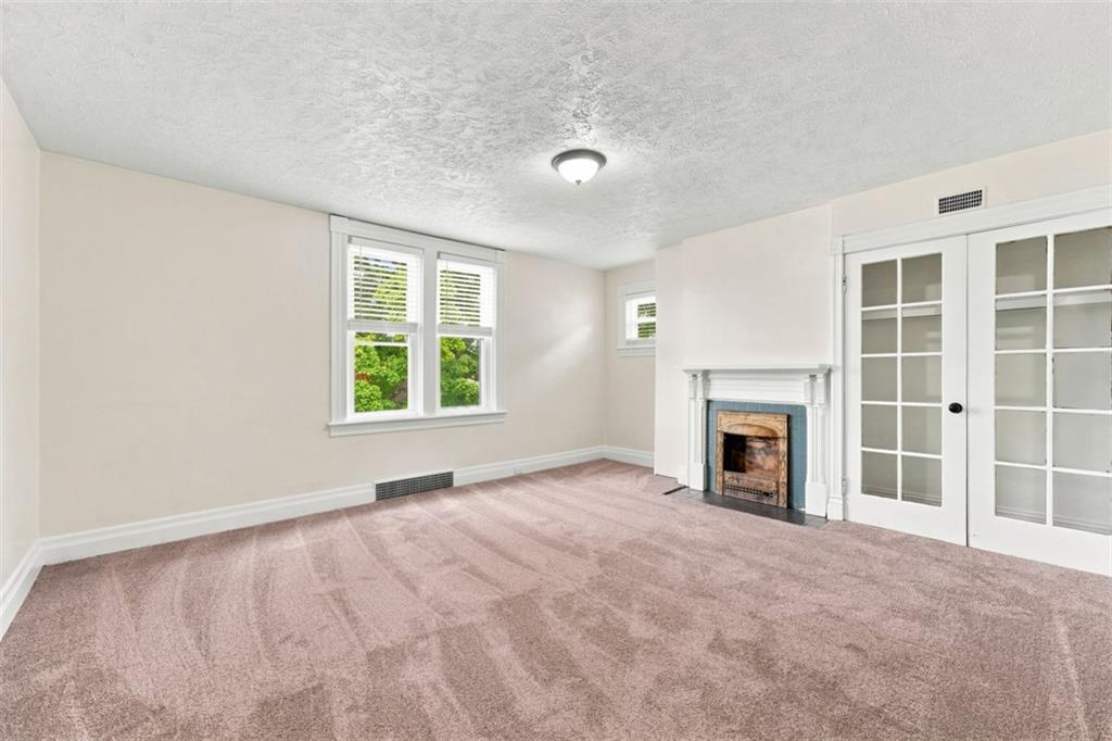 1522 Ridge Avenue Coraopolis, PA 15108 - Photo 21 of 42 Gallery Image 21