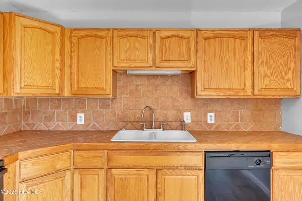 $209,000 | 107 Knight Place, Jacksonville, NC 28546