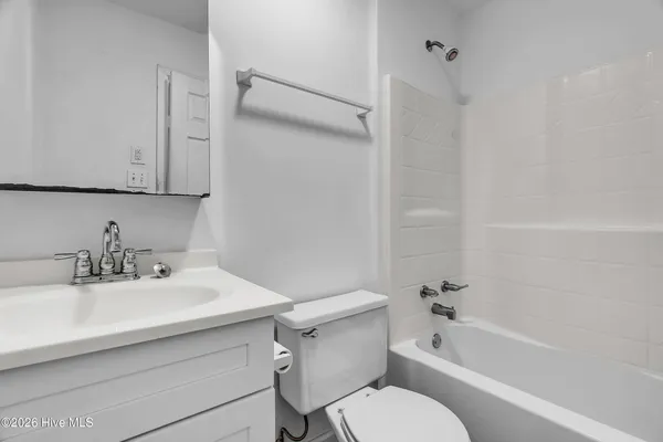 $209,000 | 107 Knight Place, Jacksonville, NC 28546