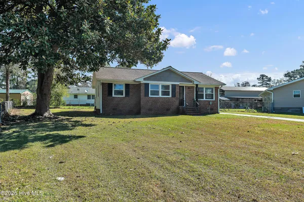 $209,000 | 107 Knight Place, Jacksonville, NC 28546