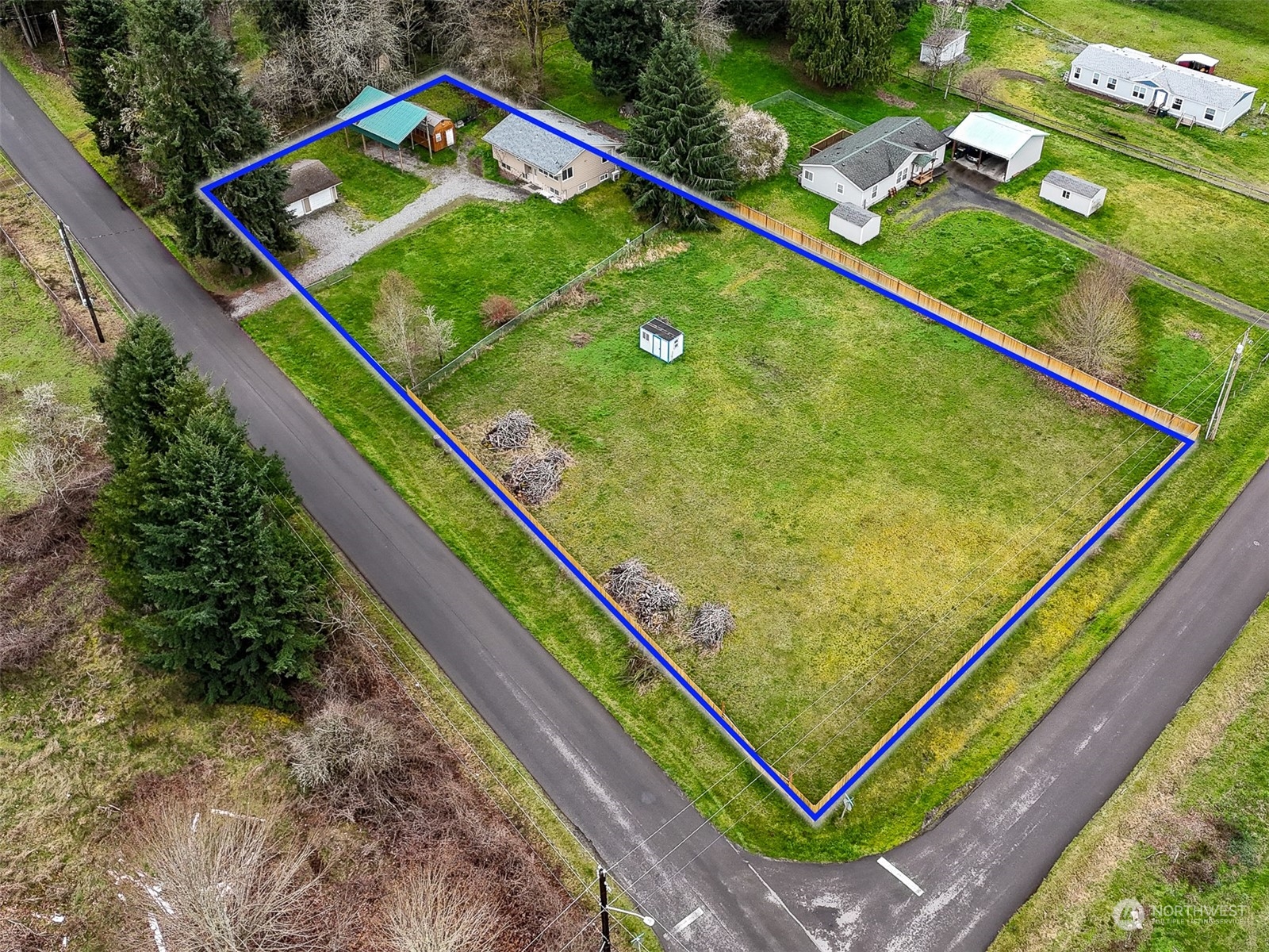 730 Tipsoo Loop South Rainier, WA 98576 - Photo 32 of 35 a view of a tennis court