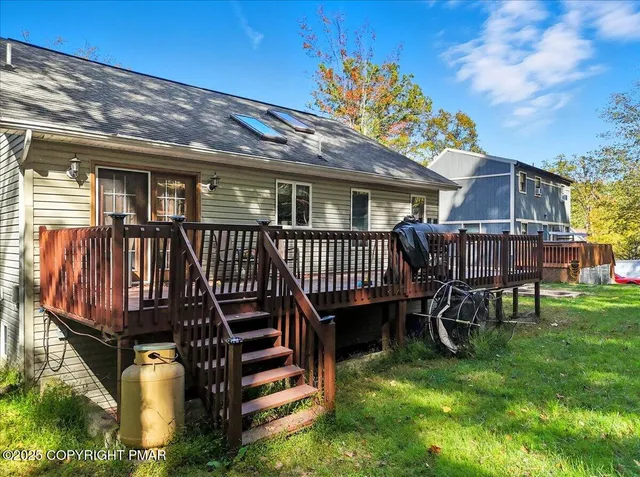 $246,900 | 165 Grouse Ridge Lane, Drums, PA 18222