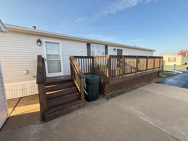 $49,900 | 17 Bobwhite Lane, Beecher, IL 60401