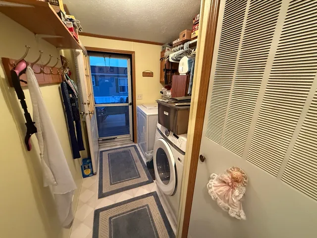 a view of walk in closet