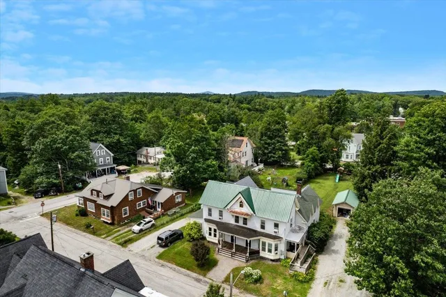 $550,000 | 23 Pleasant Street, Hillsborough, NH 03244