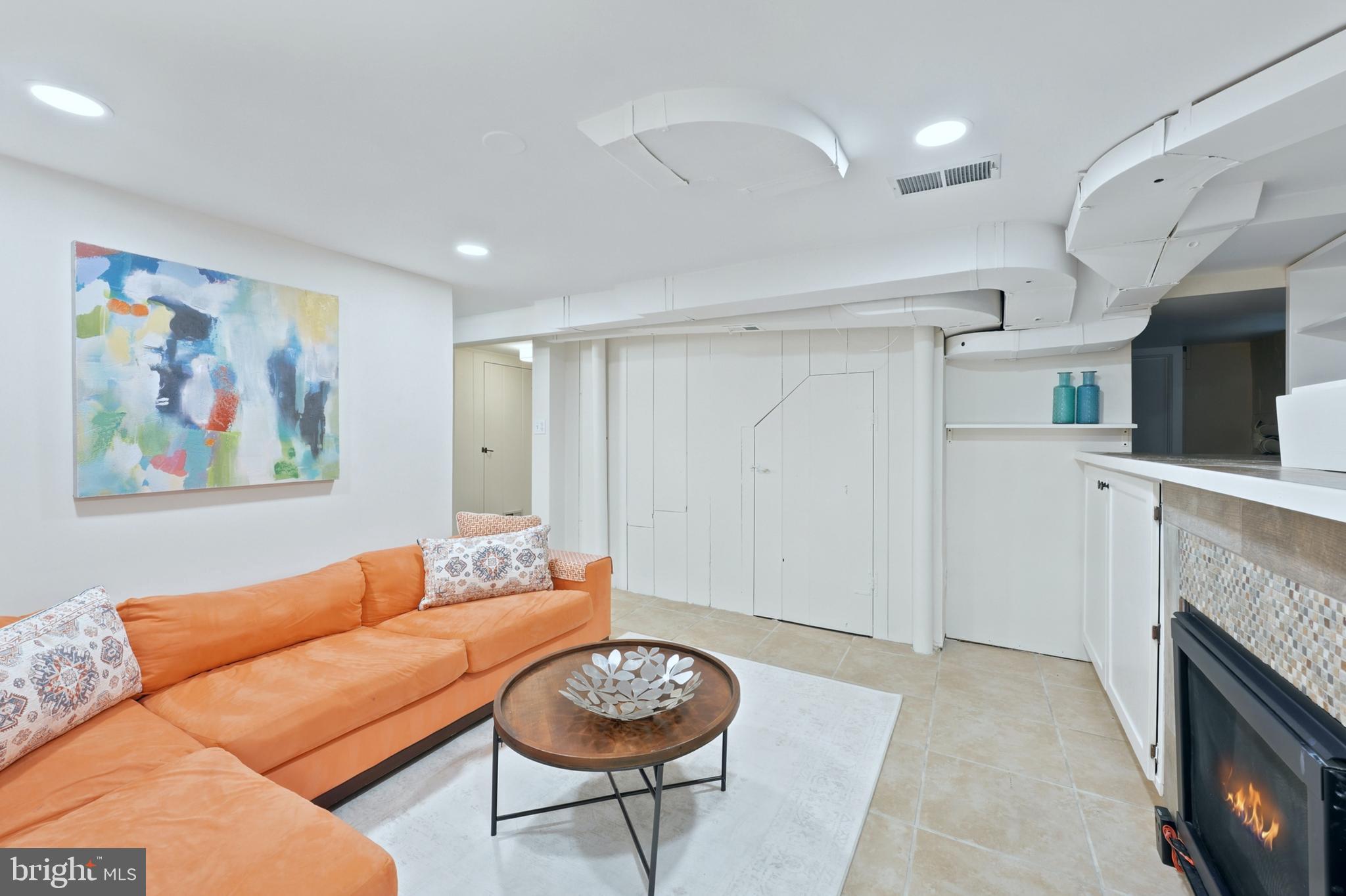 8902 Sudbury Road Silver Spring, MD 20901 - Photo 53 of 68