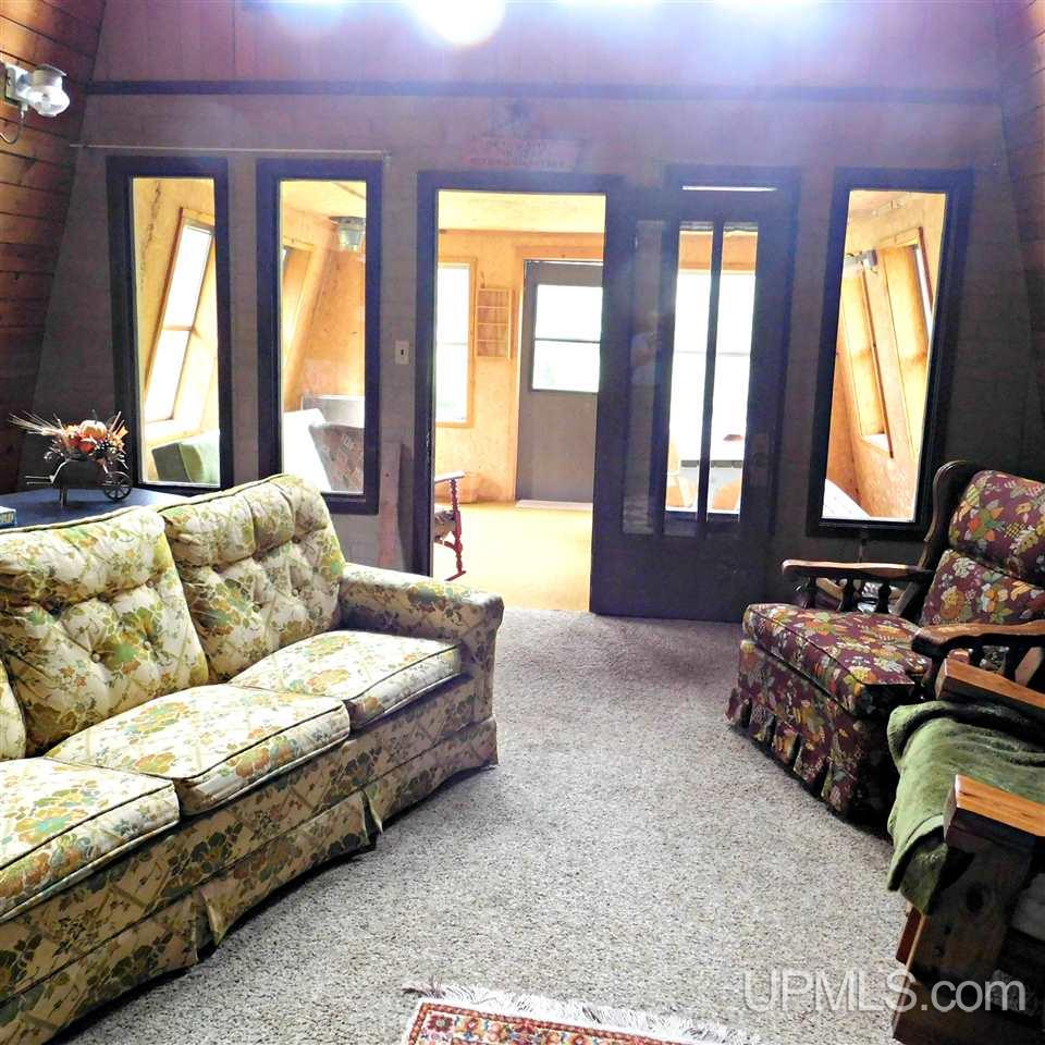 4357 Foster City Road Vulcan, MI 49892 - Photo 7 of 28