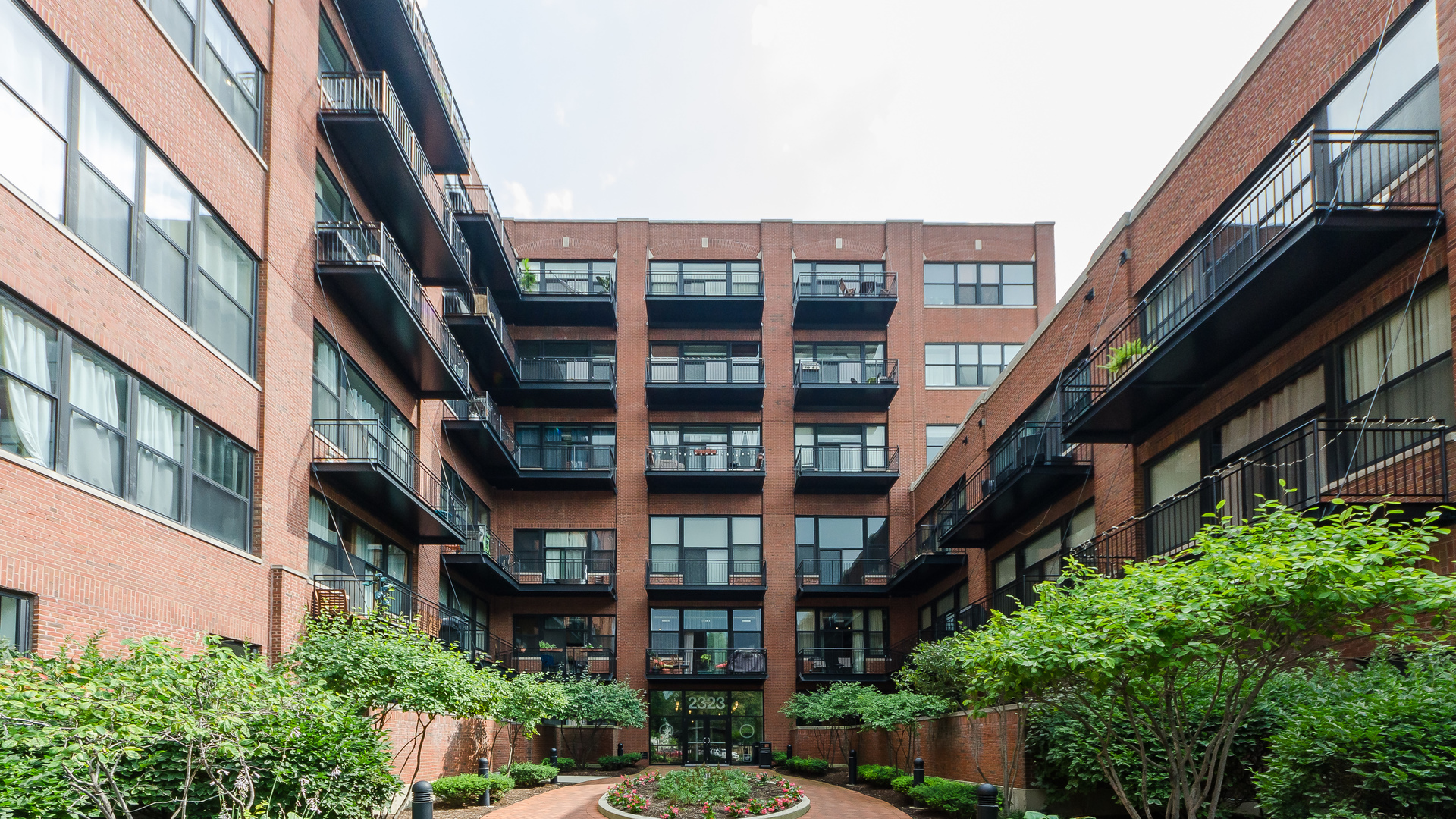 2323 West Pershing Road, Unit 602 Chicago, IL 60609 - Photo 2 of 29