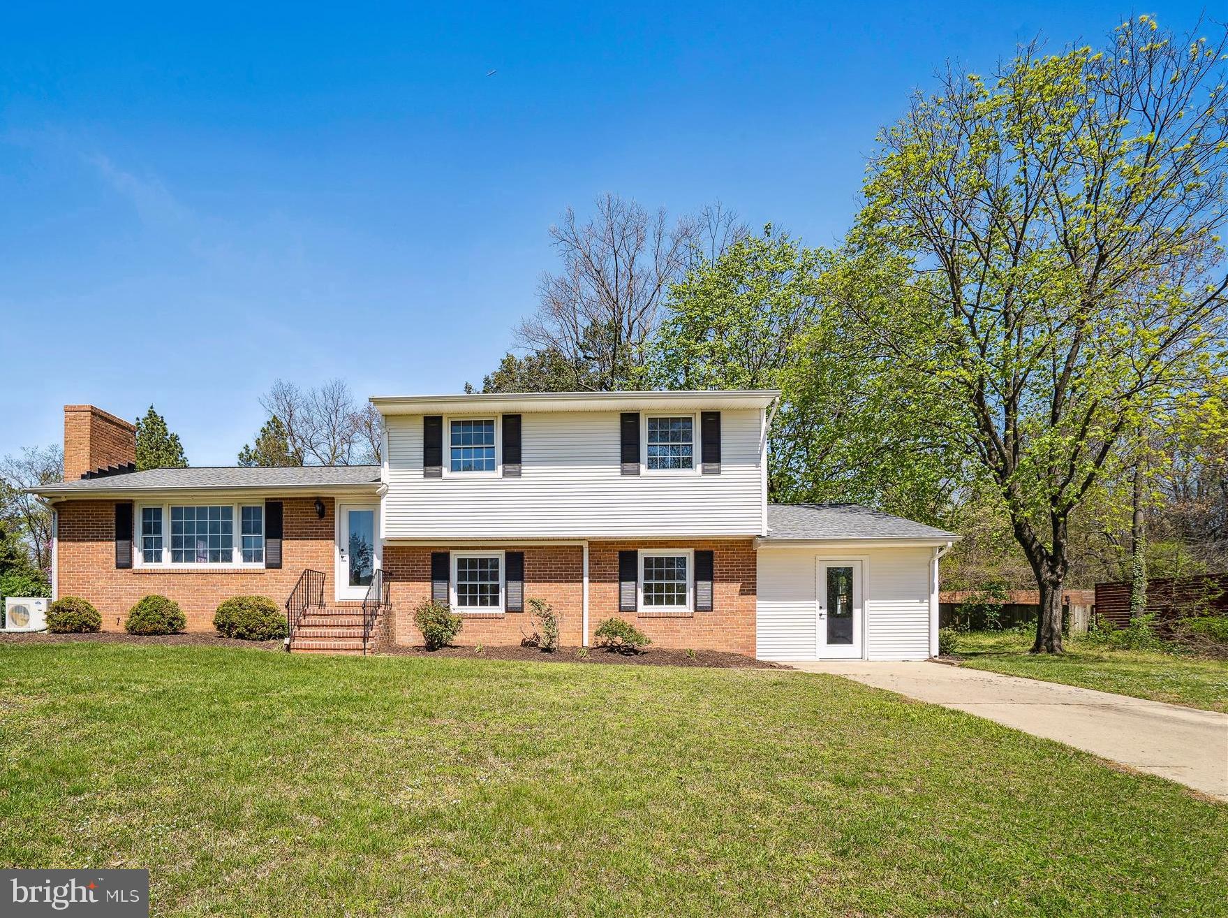 8 Carvel Circle Edgewater, MD 21037 - Photo 3 of 21