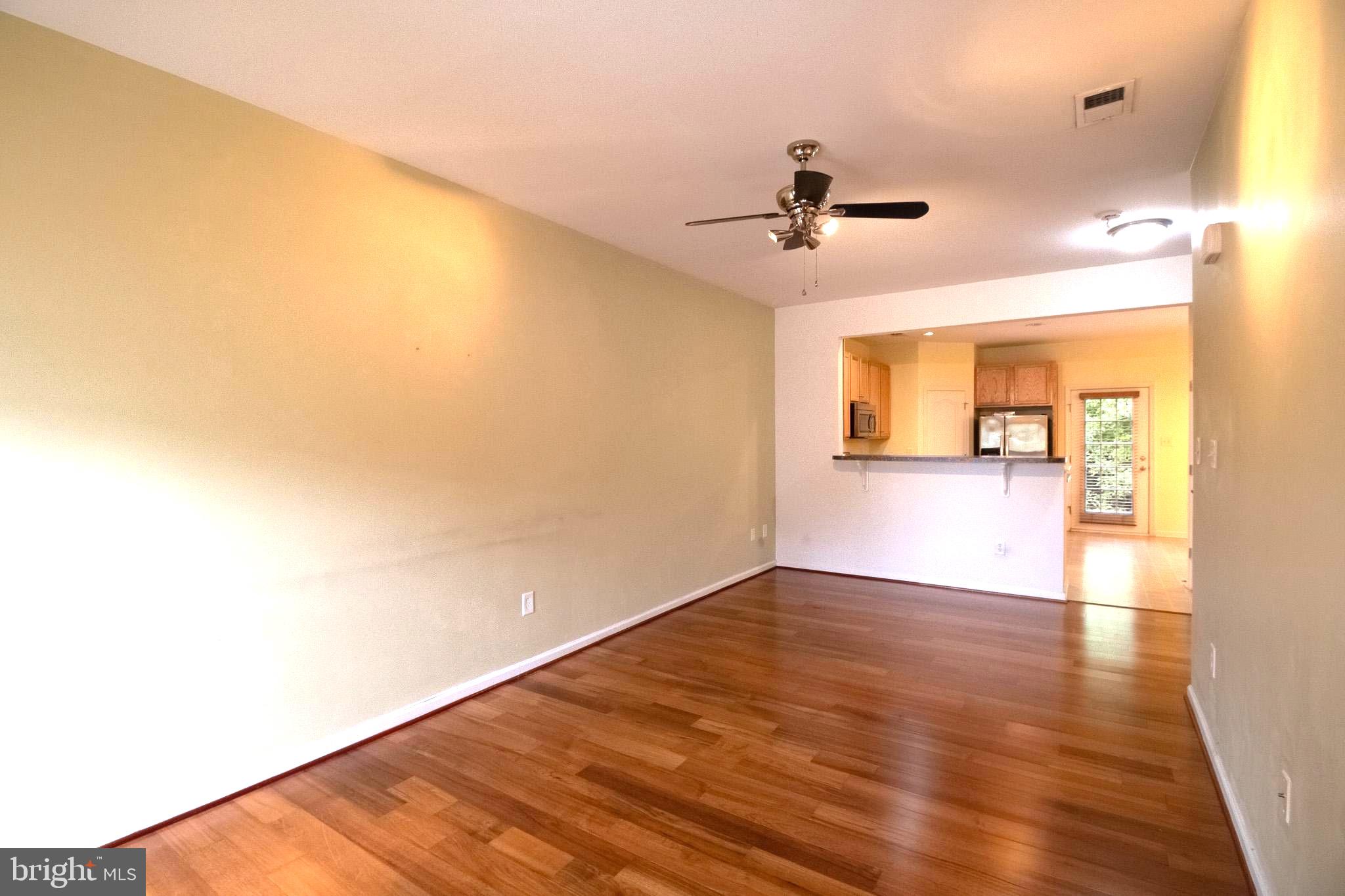 73 Ran Rue Drive Martinsburg, WV 25403 - Photo 5 of 43 Living room