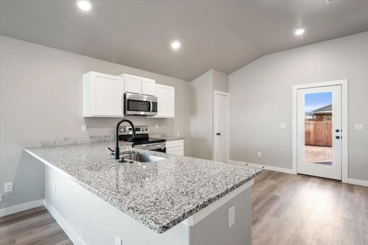 6929 10th Street Lubbock, TX 79416 - Photo 6 of 15 6