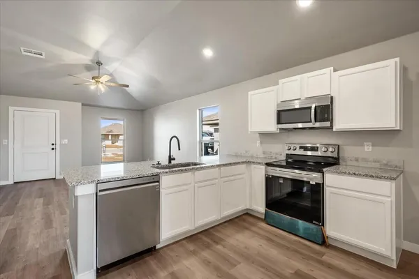 $1,700 | 6929 10th Street, Lubbock, TX 79416