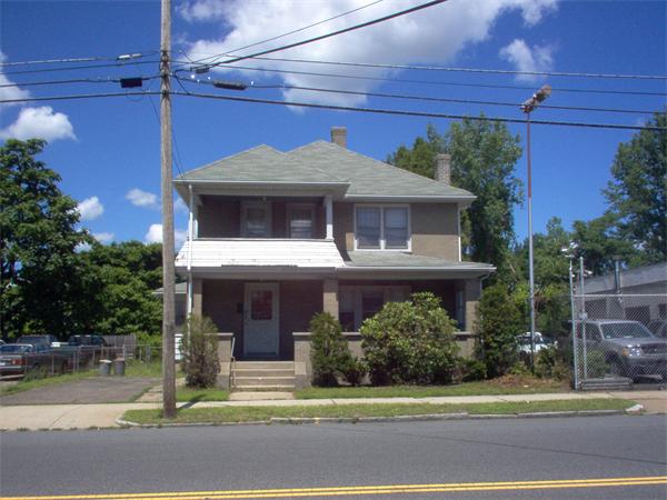472 Main Street Springfield, MA 01151 - Photo 1 of 4