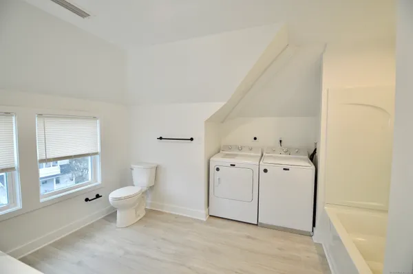 $2,900 | 21 Nichols Street, Ansonia, CT 06401