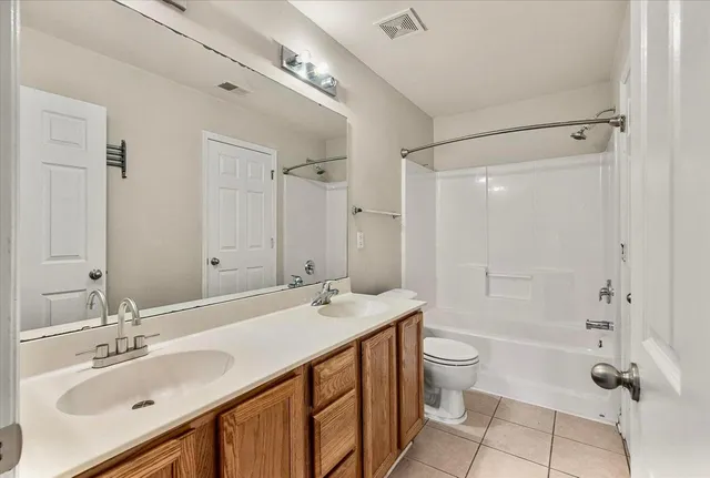 $1,860 | 7900 Shadow Oak Drive, North Charleston, SC 29406