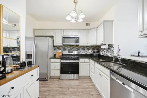 $3,750 | 216 Barringer Drive, Nutley, NJ 07110