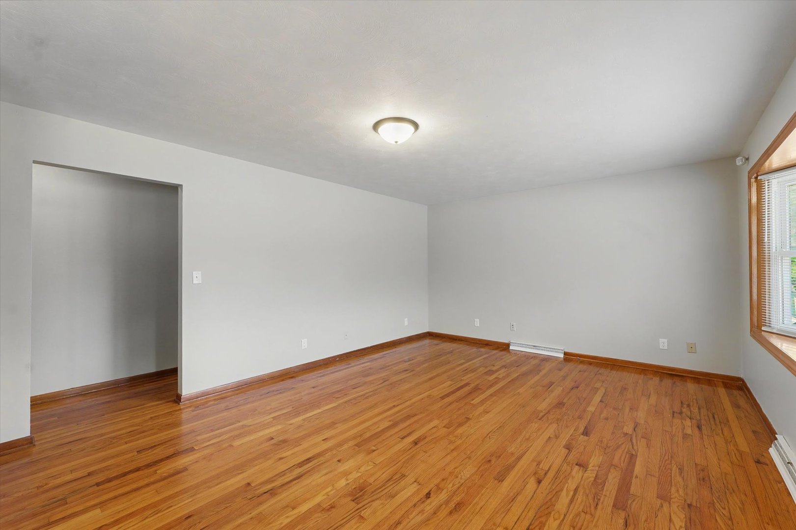 2409 West John Street Champaign, IL 61821 - Photo 7 of 25