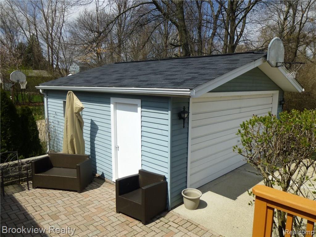 709 Bolinger Street Rochester Hills, MI 48307 - Photo 25 of 26