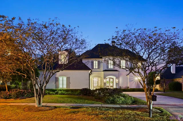 $1,224,900 | 18663 Santa Maria Drive, St. George, LA 70809