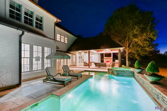 $1,224,900 | 18663 Santa Maria Drive, St. George, LA 70809