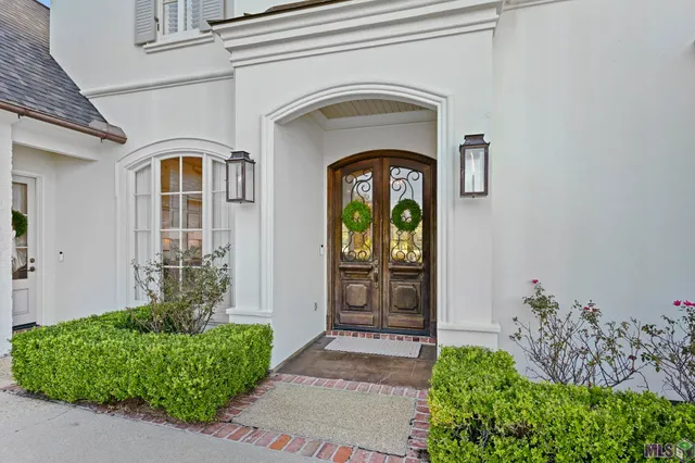 $1,224,900 | 18663 Santa Maria Drive, St. George, LA 70809