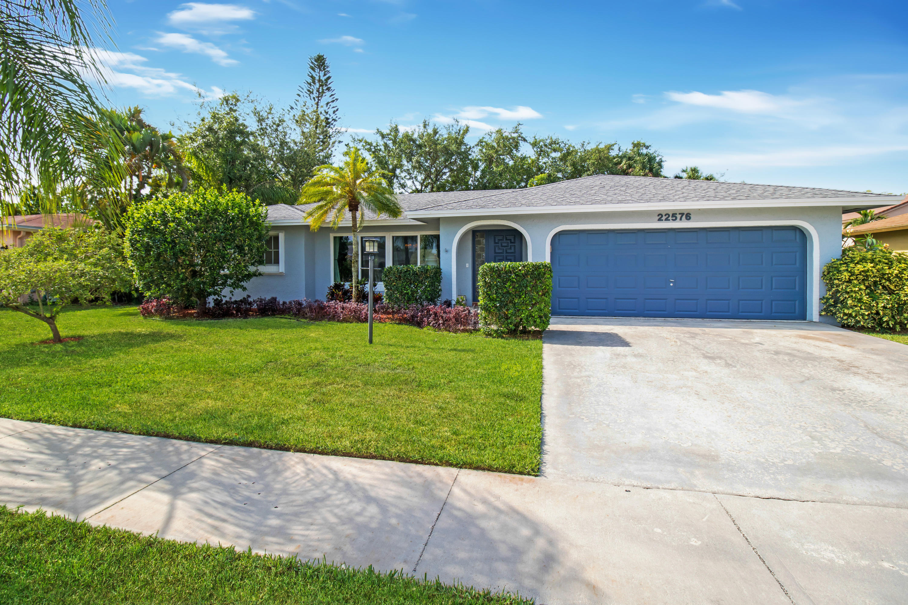 22576 Lanyard Street Boca Raton, FL 33428 - Photo 6 of 47 Large driveway