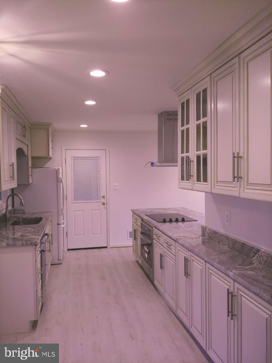 6606 Grey Fox Drive Springfield, VA 22152 - Photo 3 of 8 Kitchen