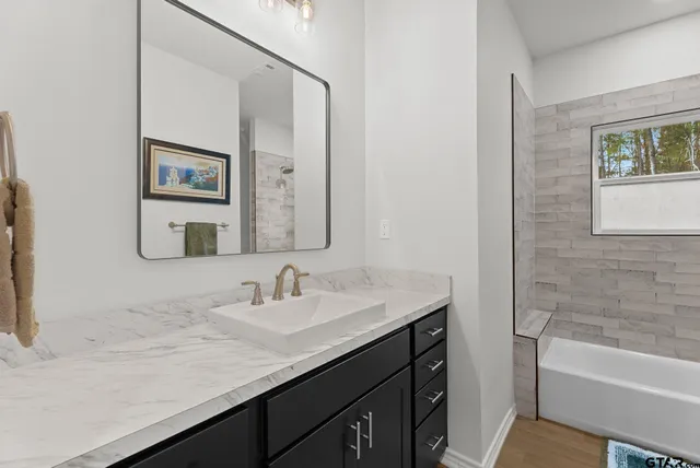 $265,000 | 18654 Quiet Anchor Lane, Flint, TX 75762