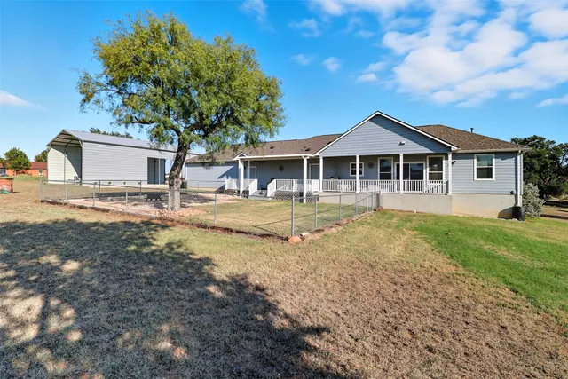 $425,000 | 113 Rio Vista Road, Burnet, TX 78611
