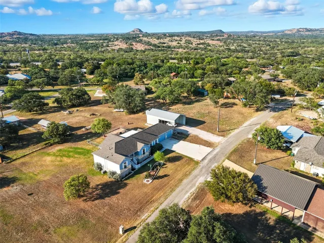 $425,000 | 113 Rio Vista Road, Burnet, TX 78611