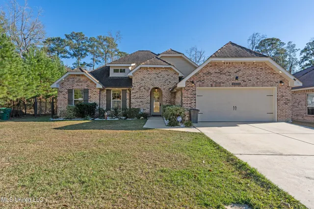 $455,000 | 5516 Alakoko Place, Diamondhead, MS 39525
