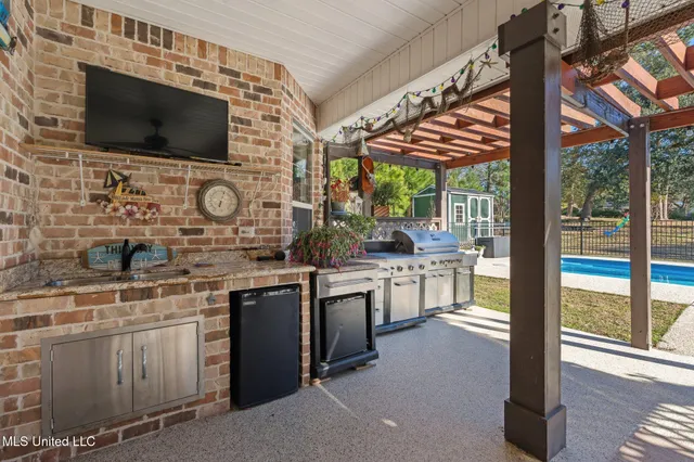 $455,000 | 5516 Alakoko Place, Diamondhead, MS 39525