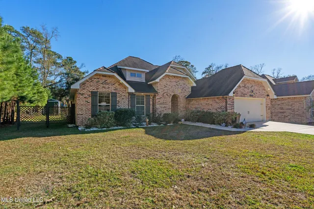$455,000 | 5516 Alakoko Place, Diamondhead, MS 39525