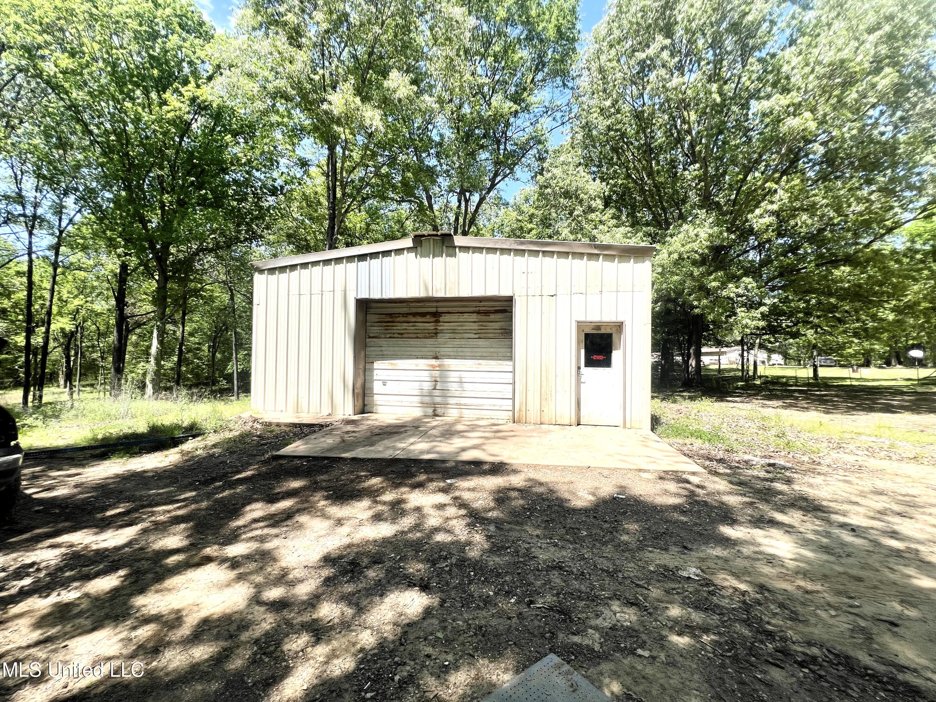 425 Fields Road Byhalia, MS 38611 - Photo 31 of 34 30 x 50 Metal Building
