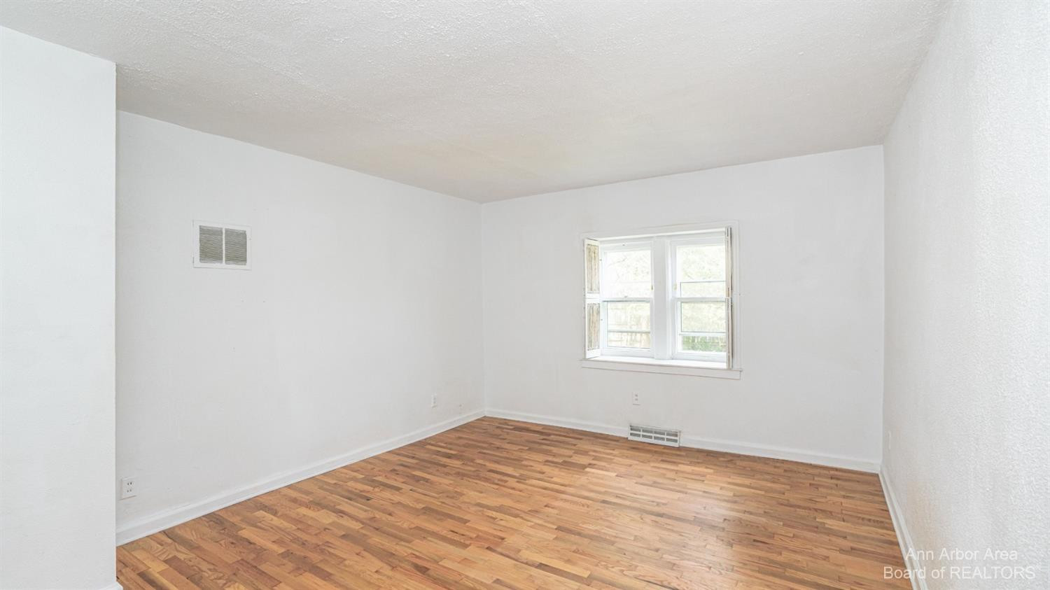 3020 Rosedale Street Ann Arbor, MI 48108 - Photo 19 of 32 Photo 19