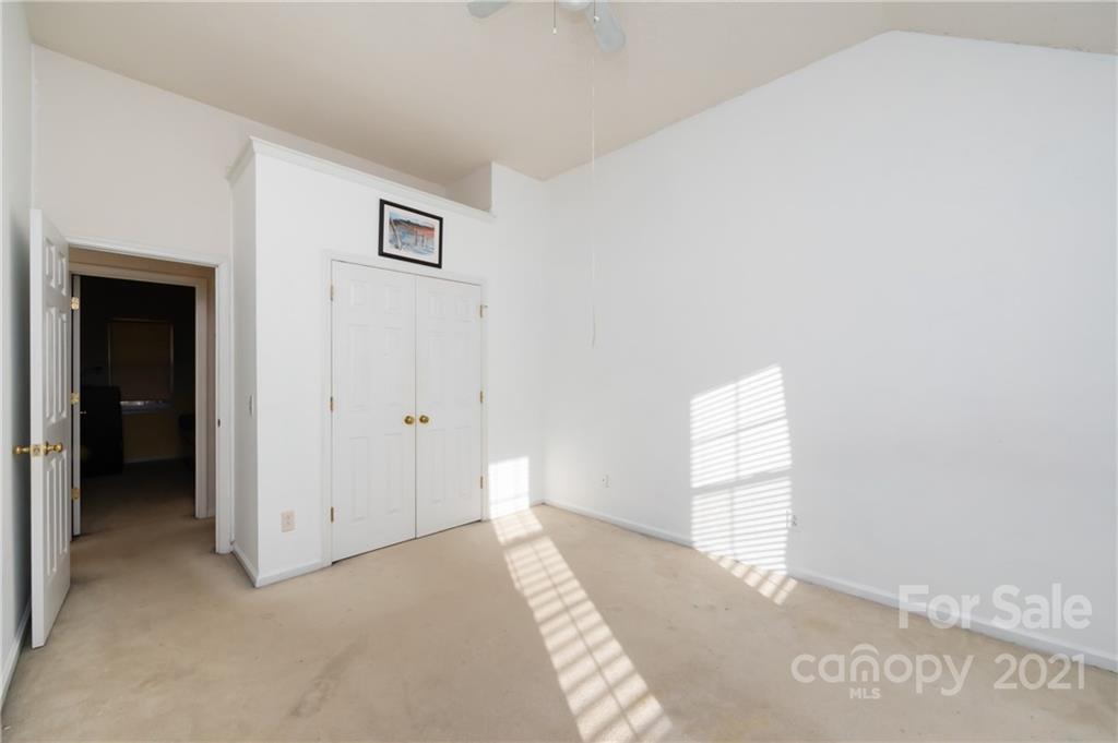 7424 Reedy Creek Road Charlotte, NC 28215 - Photo 40 of 48 a view of a hallway with closet