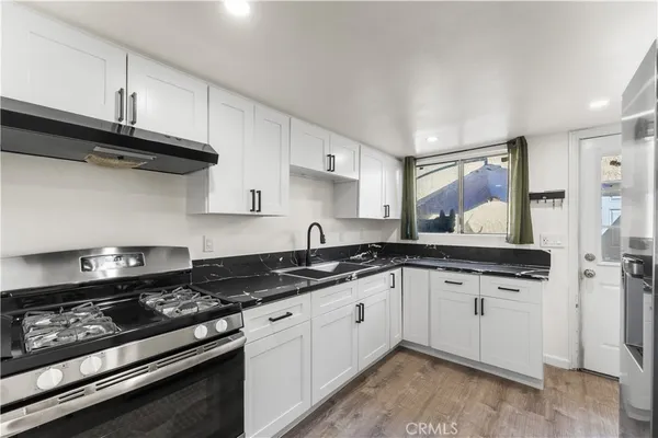 $319,999 | 1750 East Ave Q14, Palmdale, CA 93550
