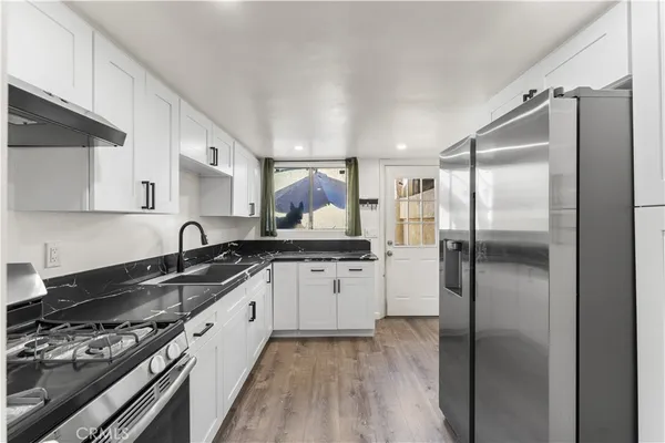 $319,999 | 1750 East Ave Q14, Palmdale, CA 93550