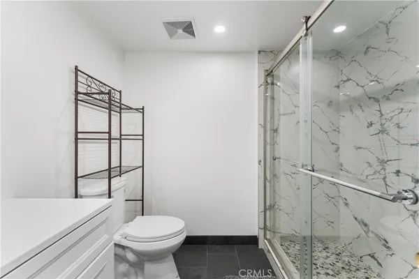 $319,999 | 1750 East Ave Q14, Palmdale, CA 93550