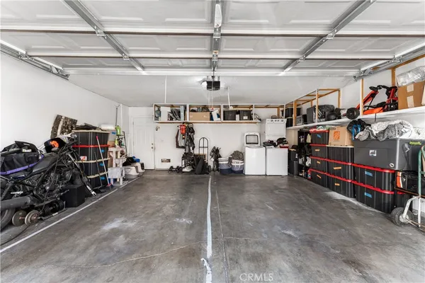 $319,999 | 1750 East Ave Q14, Palmdale, CA 93550