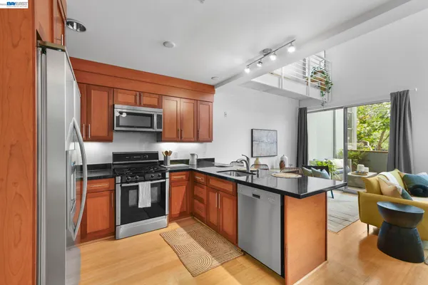 $499,000 | 3960 Adeline Street, Unit 107, Emeryville, CA 94608