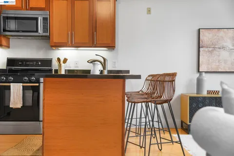 $499,000 | 3960 Adeline Street, Unit 107, Emeryville, CA 94608