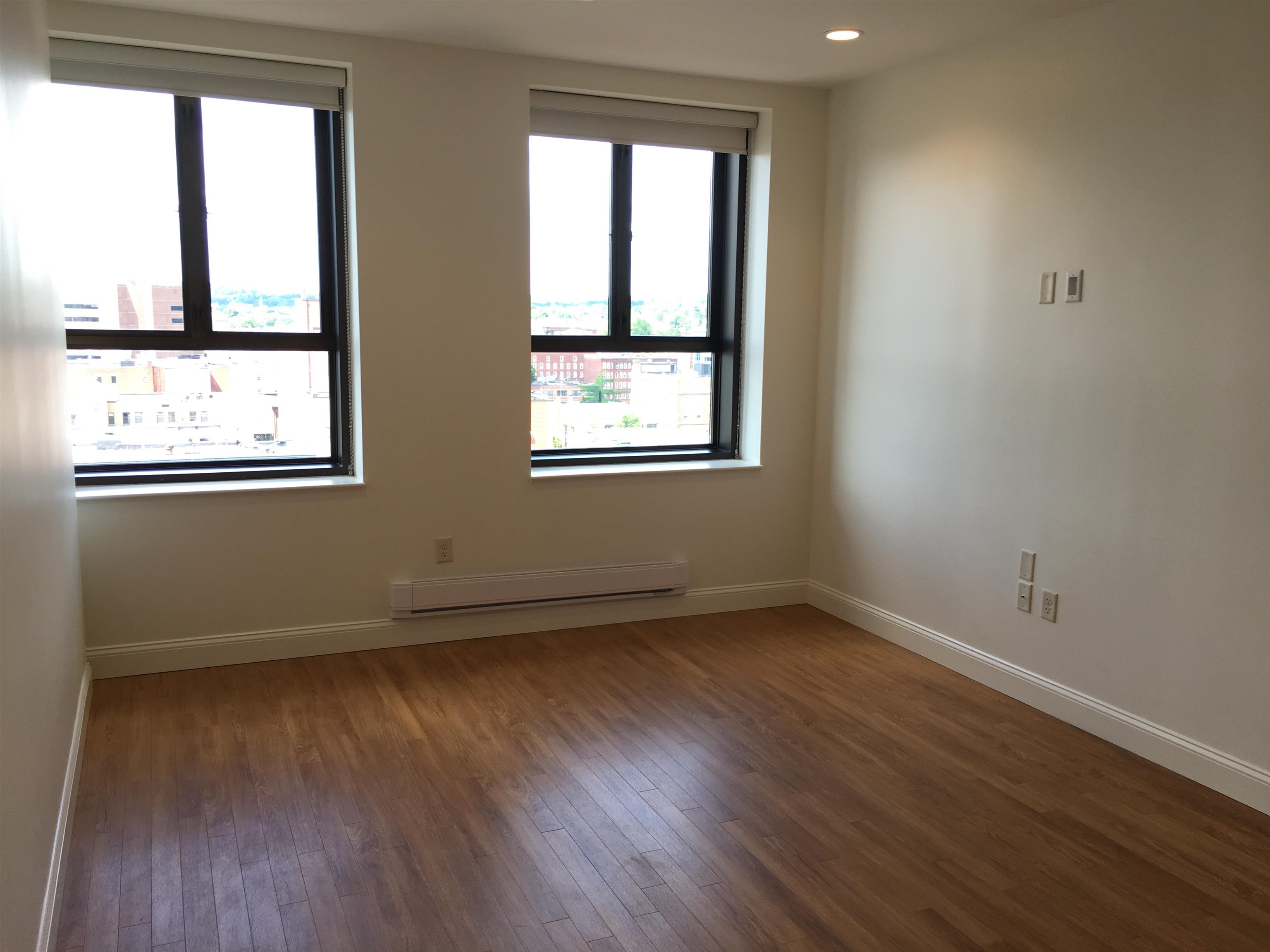 875 Elm Street, Unit 804 Manchester, NH 03101 - Photo 13 of 32
