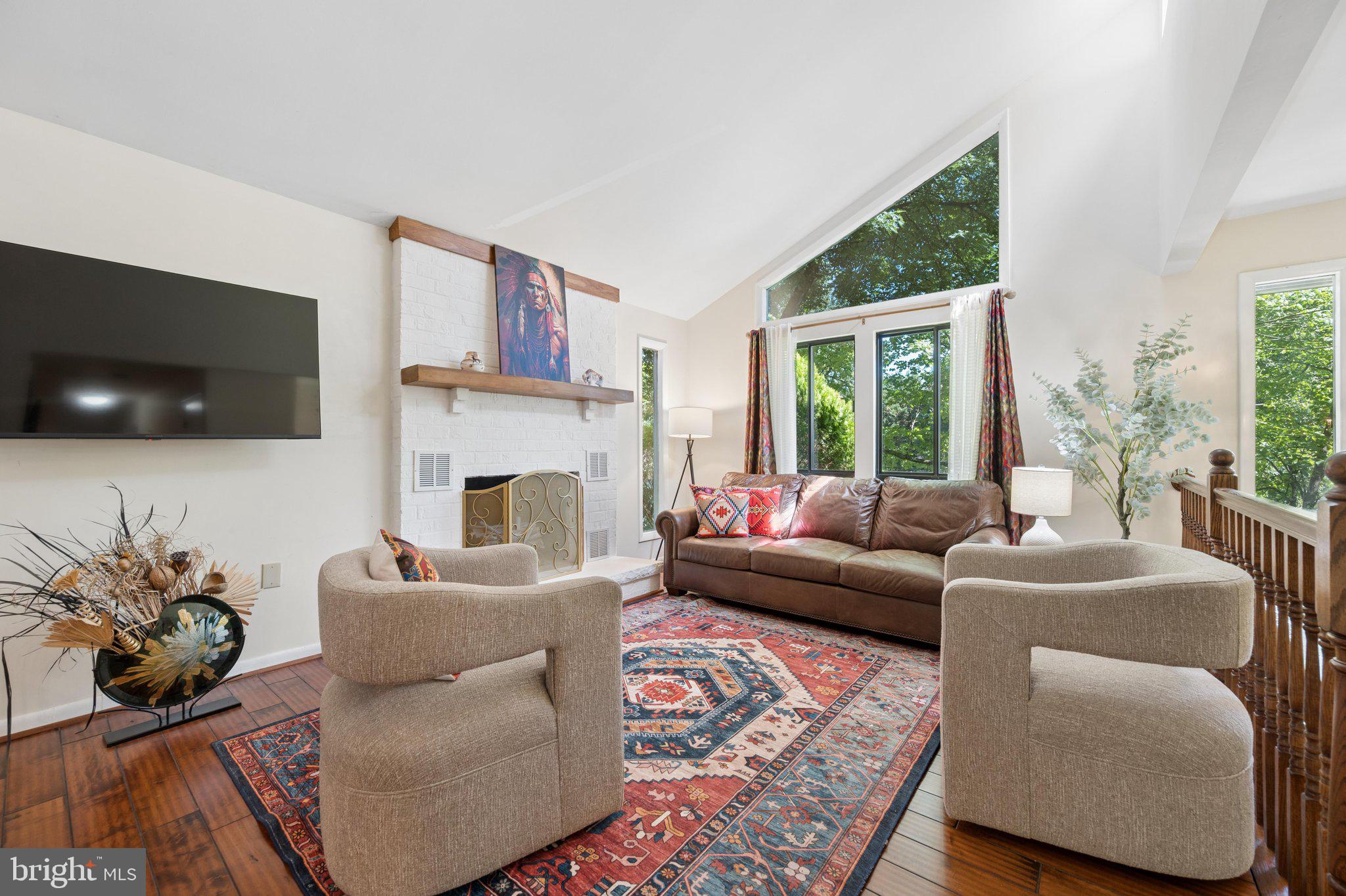 7004 Fox Chase Road New Market, MD 21774 - Photo 8 of 73 Living Room