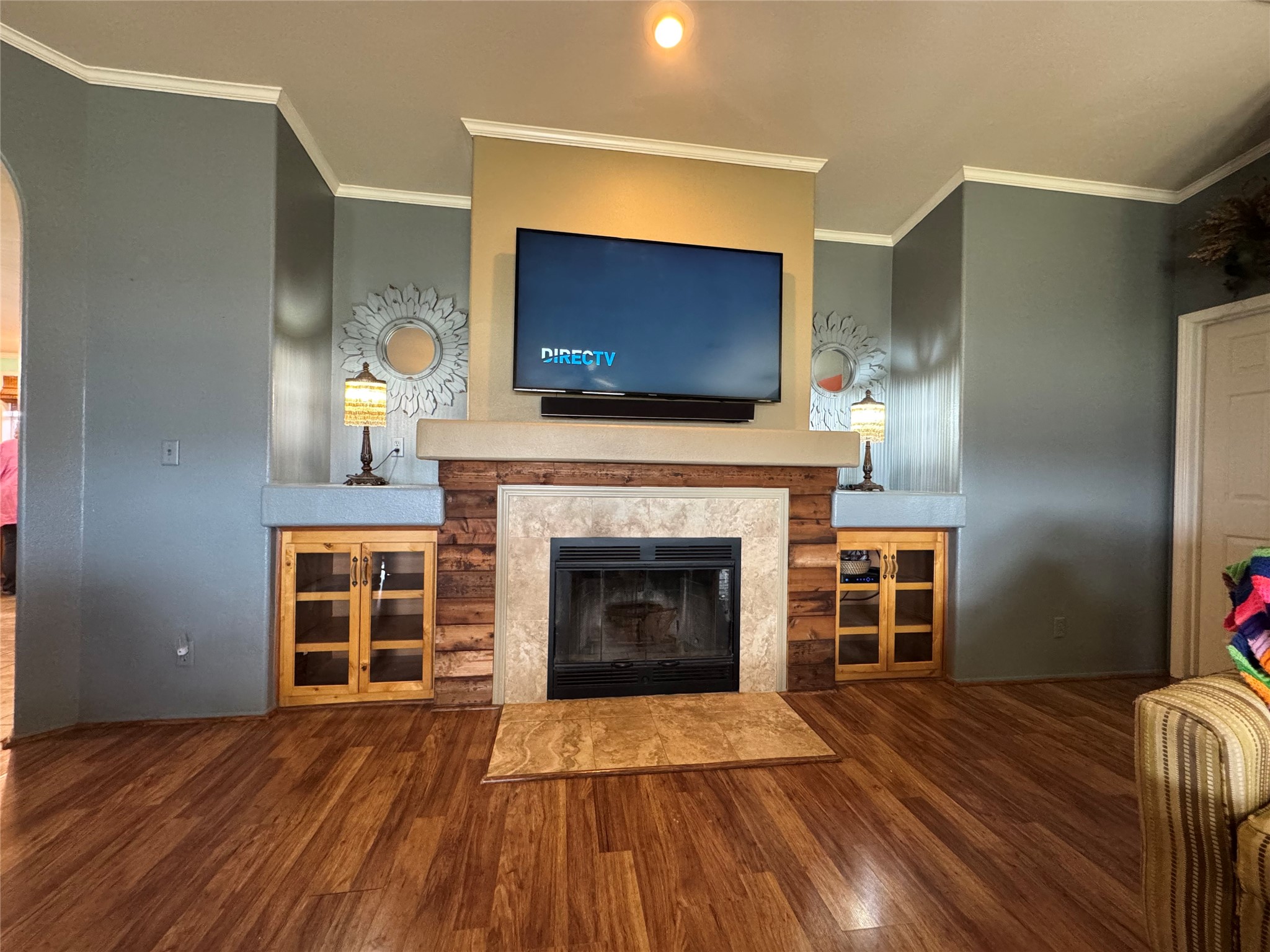 674 County Road 447 Waelder, TX 78959 - Photo 20 of 50 Wood Burning Fireplace