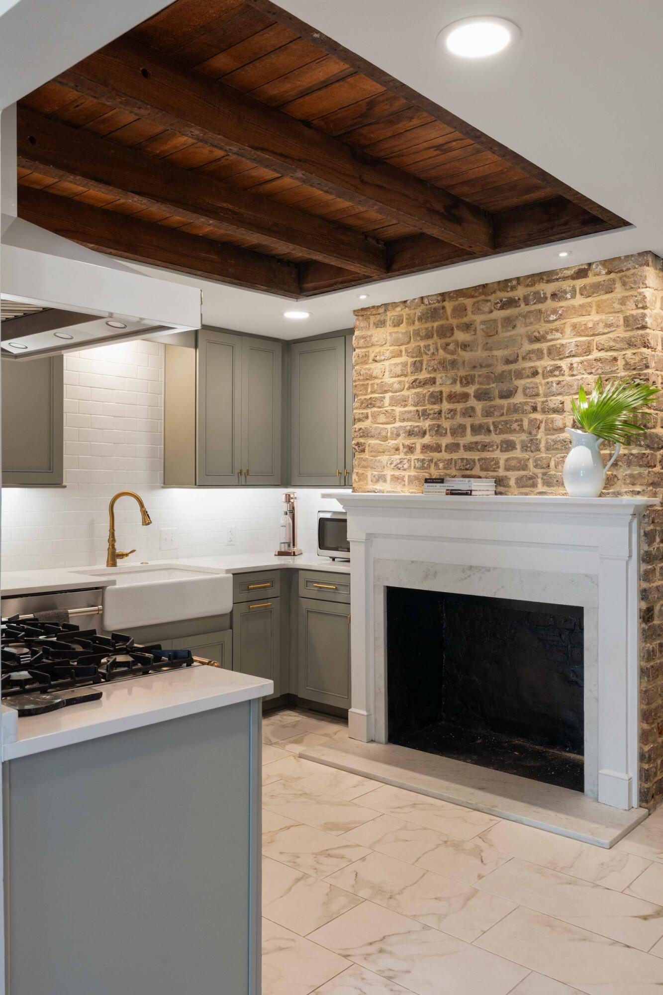 100 Queen Street Charleston, SC 29401 - Photo 16 of 58 Kitchen